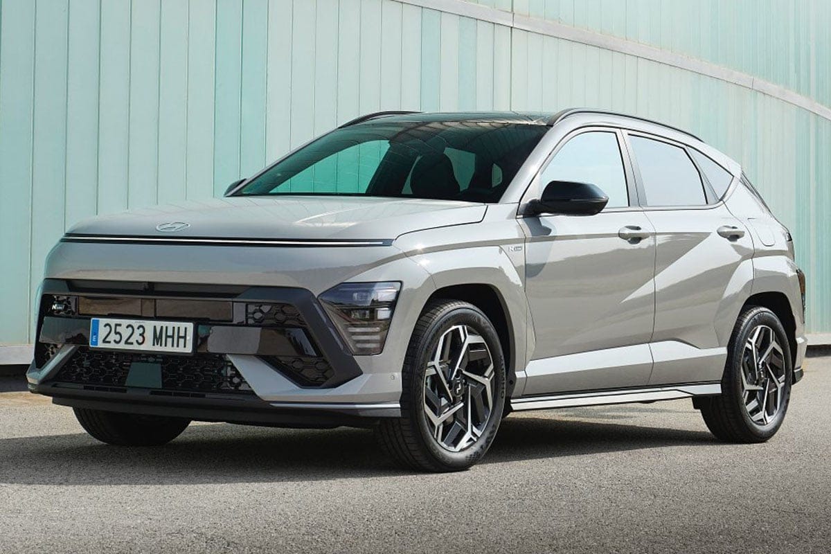 Kona contra HR-V: duelo a machete con dos SUVs que quieren reventar la ciudad