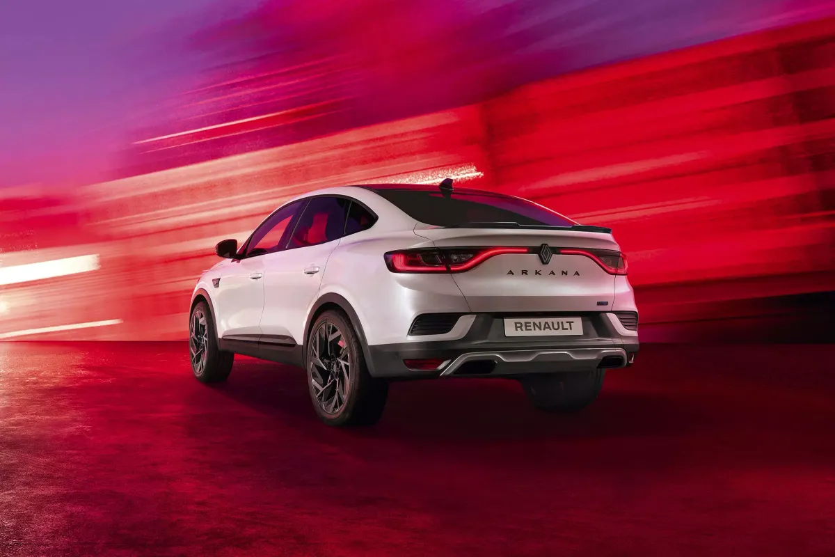 El Renault Arkana, el SUV que se larga y merece la pena comprar ahora