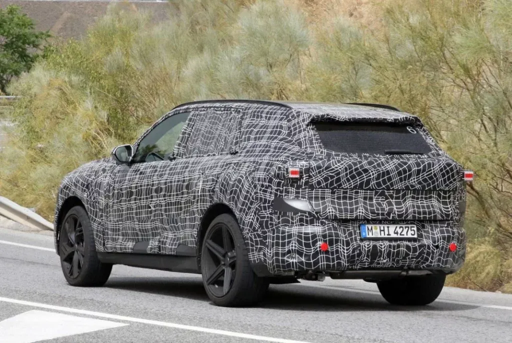 El nuevo BMW X5 2026 sorprende: más grande, faros inéditos y una revolución silenciosa que amenaza a sus rivales
