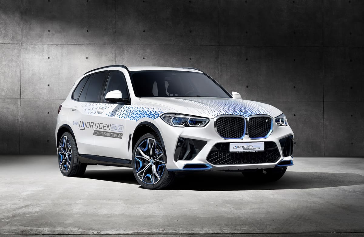 BMW iX5 Hydrogen: el SUV que quiere revolucionar el hidrógeno (aunque repostar siga siendo una gymkana)