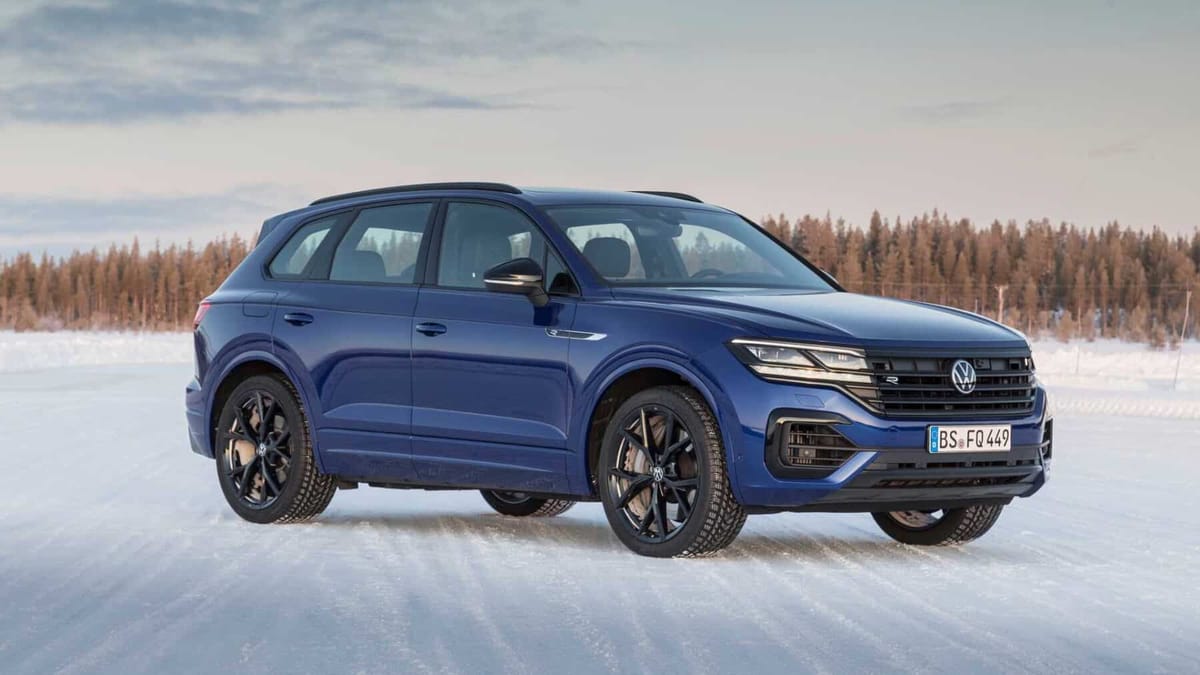 El Volkswagen Touareg híbrido enchufable que corre como un GTI y gasta como un utilitario: ¿mito o realidad?