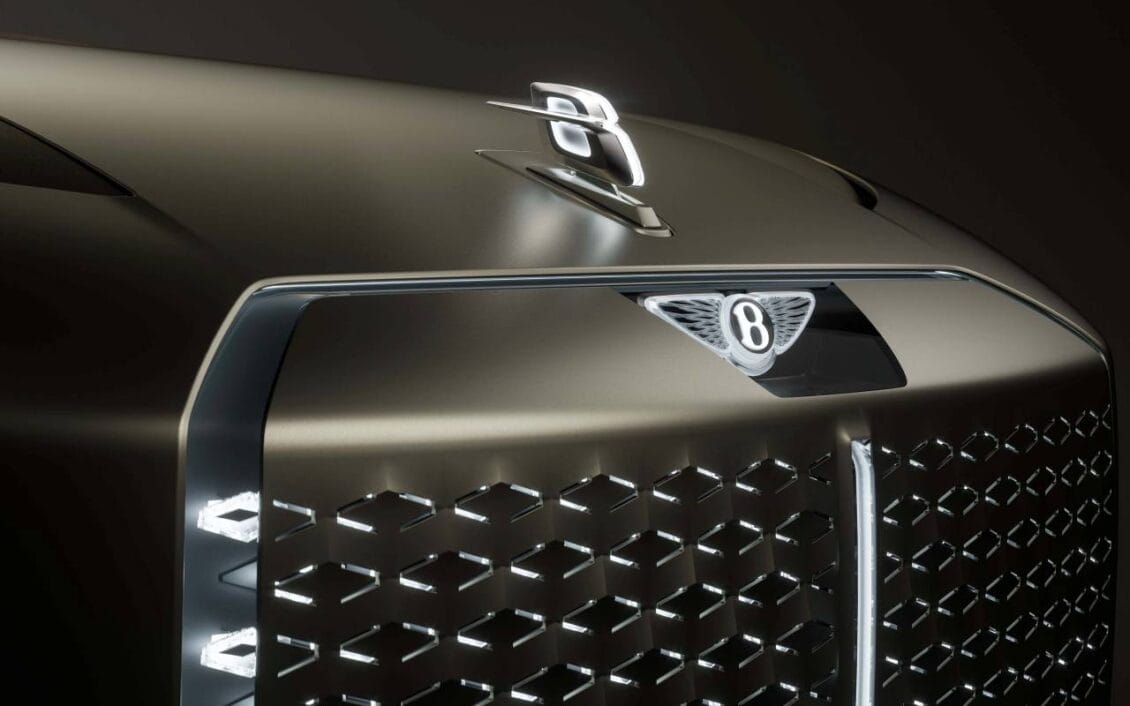 Bentley retrocede en la electrificación: ¿Un respiro a los motores de gasolina o un simple capricho de lujo?