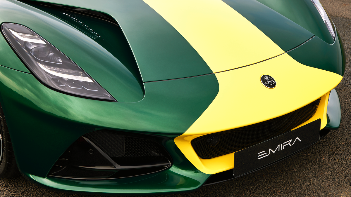 El SUV británico que amenaza al Macan, Lotus prepara un híbrido con precio y potencia para dejar a Porsche sin excusas