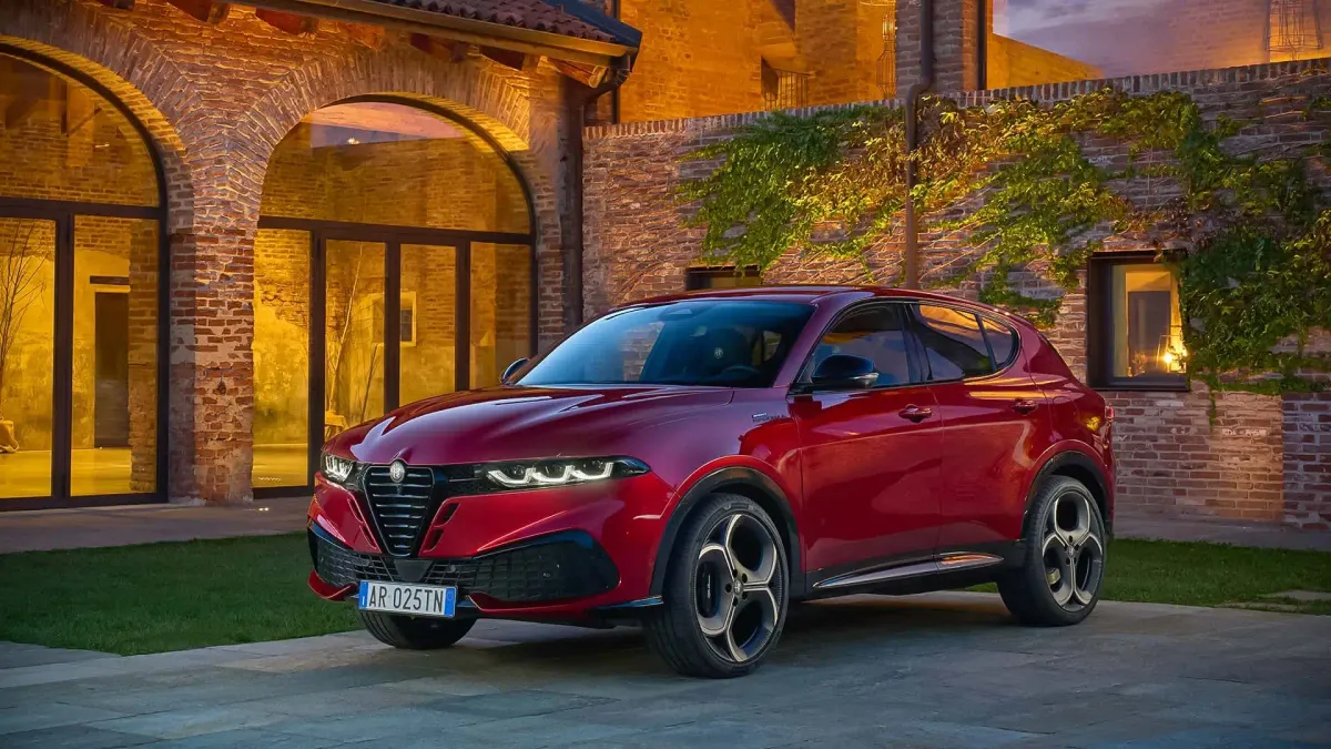 ¿El Alfa Romeo Tonale 2025 cambia de verdad o solo se pone guapo?