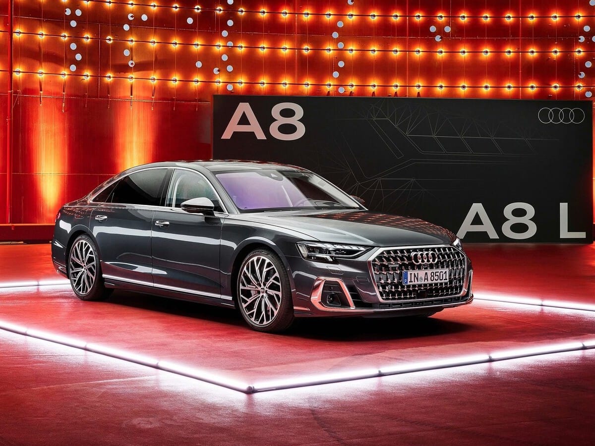 Audi pierde el pulso del lujo eléctrico. El A8 se queda sin relevo mientras Porsche y Bentley cambian de carril