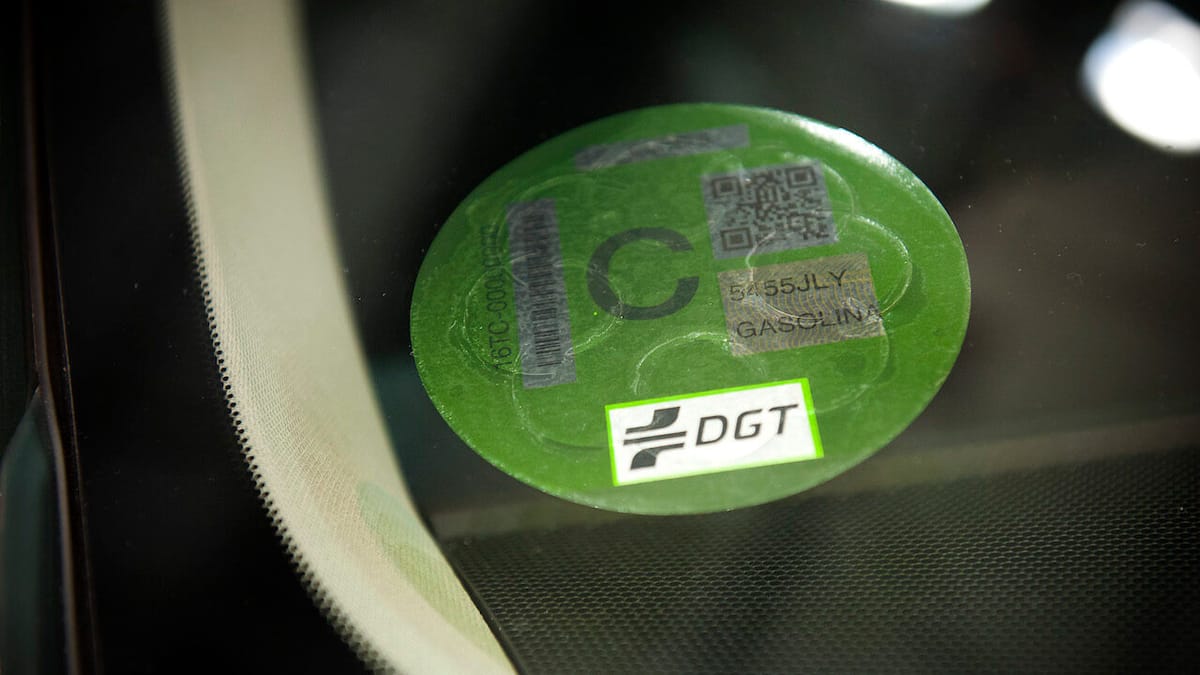 ¿Tienes un coche con etiqueta C? Esto es lo que va a cambiar antes de que te des cuenta