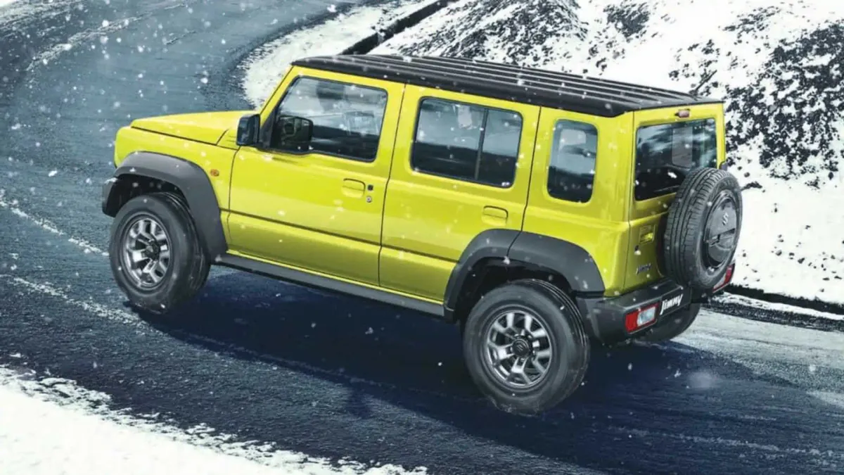 La estrategia que agita el mercado del 4x4 pequeño. Suzuki Jimny cinco puertas y una tendencia clara en la industria