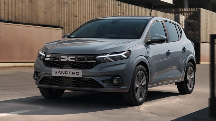 Coches más vendidos en abril de 2025