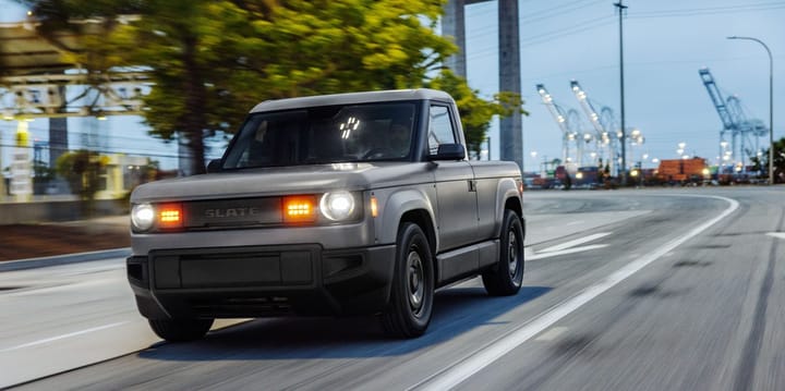 La pickup de Jeff Bezos se apunta 100.000 reservas y todavía no ha enseñado ni el retrovisor