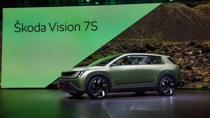 Skoda Space: ¡siete plazas y electricidad en vena, colega!
