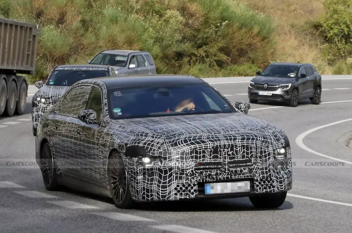 BMW Serie 7 2026, el sedán alemán no quiere pasar desapercibido