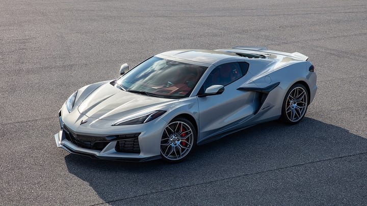 Corvette se pasa las normas europeas por... el tubo de escape V8