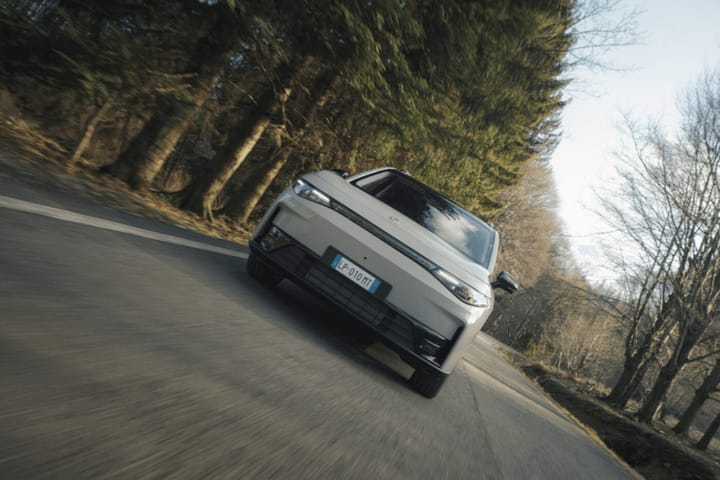Leapmotor C10 AWD, el puñetazo chino en la mesa eléctrica