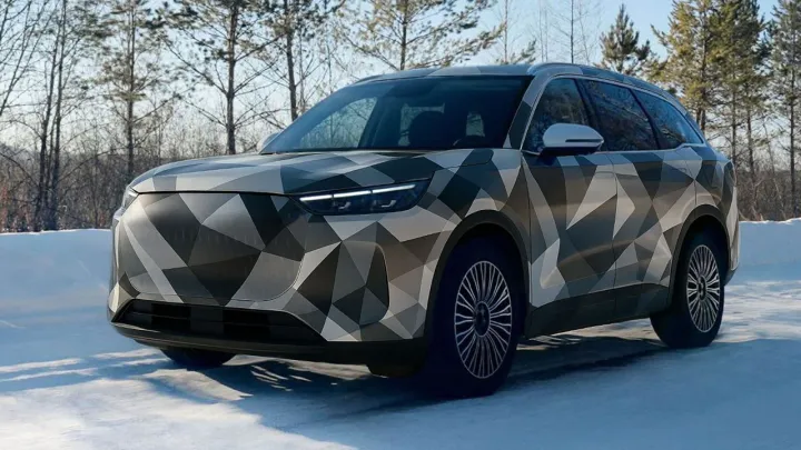 EBRO S900: el gigante español que quiere que te olvides de los SUV alemanes en 2025