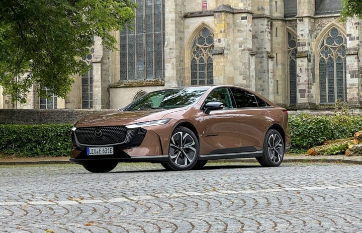 Mazda6e Takumi Plus: Un japonés entre gigantes eléctricos