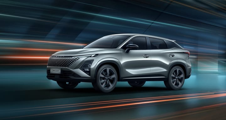Omoda 5 SHS-H: el SUV híbrido que promete 1.000 km de autonomía y pone en jaque a los clásicos