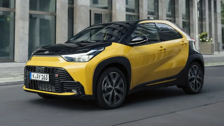 ¿El híbrido que menos consume y no es chino? Así es el Toyota Aygo X Cross Hybrid
