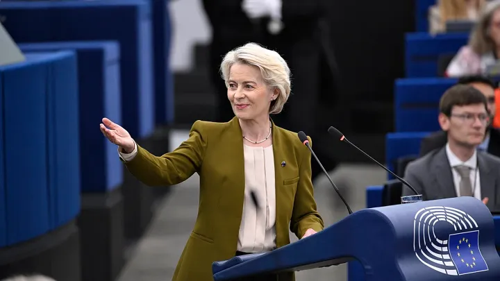 Ursula von der Leyen cuenta el secreto de Europa para los coches eléctricos baratos