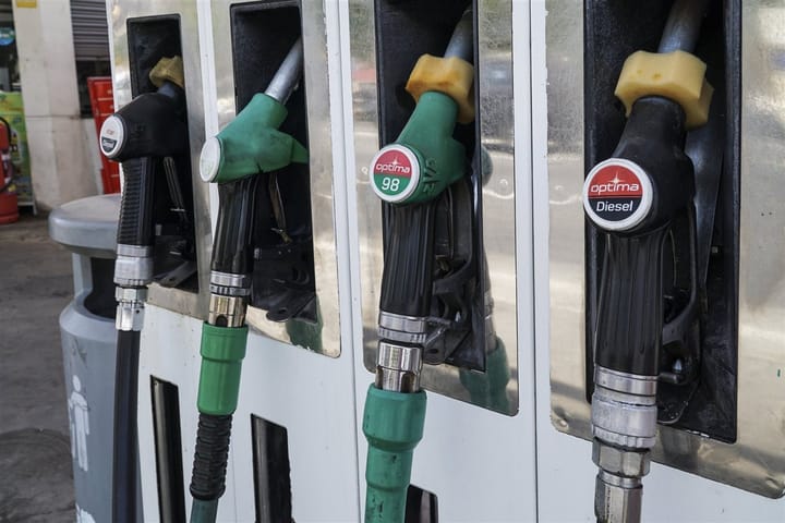 ¿Creías que los coches diésel y gasolina estaban a salvo? El precio del combustible promete darte una sorpresa de las caras