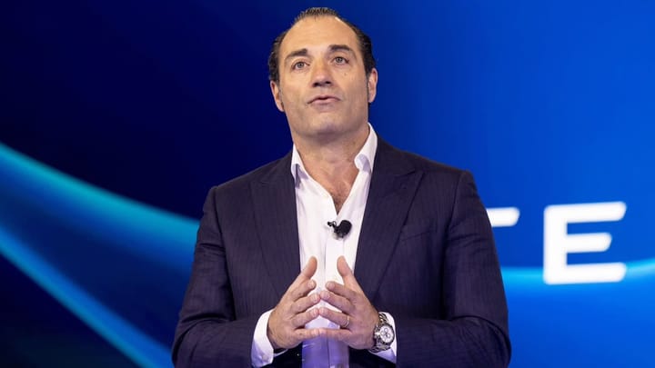 Filosa pisa el freno en DS y apunta alto ¿adiós a los compactos y todo al tamaño XL?