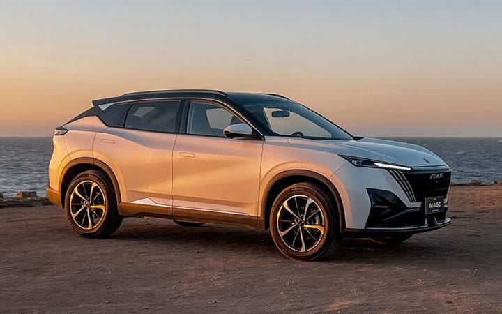 Dongfeng Mage vs Peugeot 3008: híbrido con 1.000 km y precio de Dacia Duster, análisis