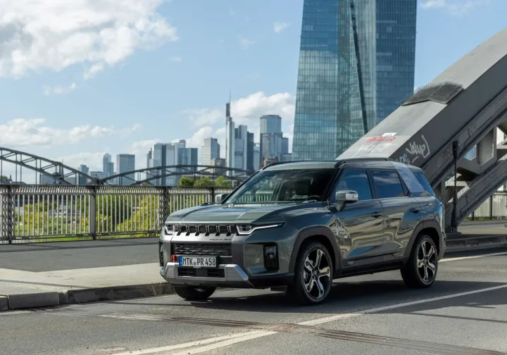 KGM Torres HEV, el SUV híbrido que se cuela en el segmento D y rompe prejuicios