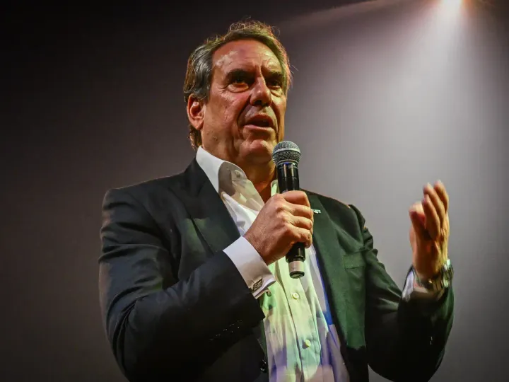 Mark Reuss, CEO de General Motors, exige ser mejores que los chinos e impulsa I+D y baterías más baratas
