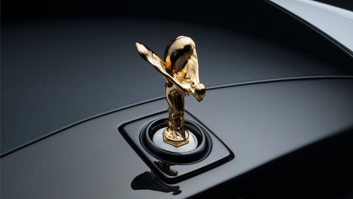Rolls-Royce Phantom Centenary celebra 100 años con oro hasta en el motor