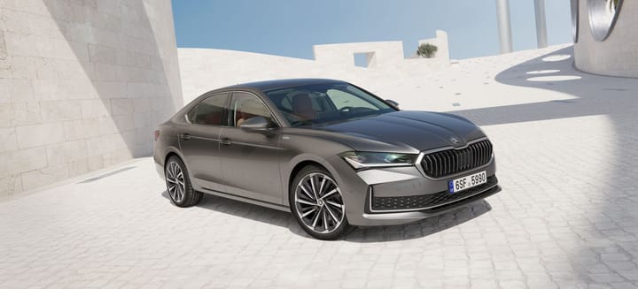 Skoda Superb ECO del tamaño de un BMW Serie 5 y 20.000 euros menos con 641 l y 5,2 l/100 km