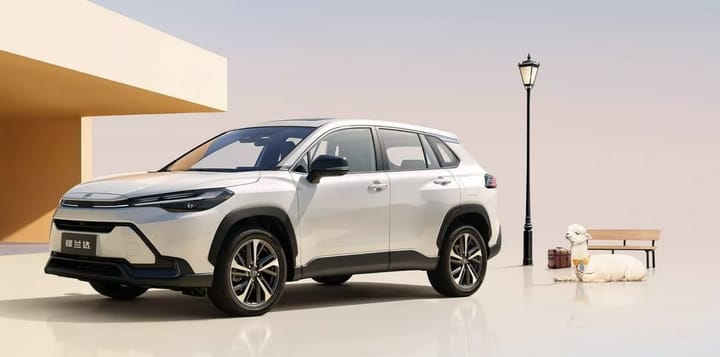 Toyota Frontlander 2026: el Corolla Cross chino se renueva con un diseño más moderno