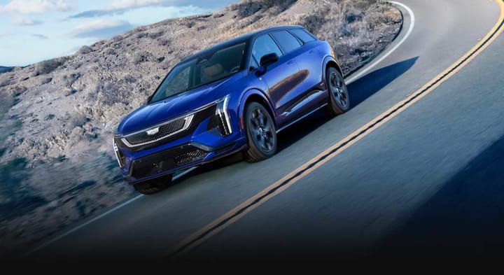 Cadillac OPTIQ 2026 llega a Europa desde 65.000 euros, el lujo americano que inquieta al Model Y