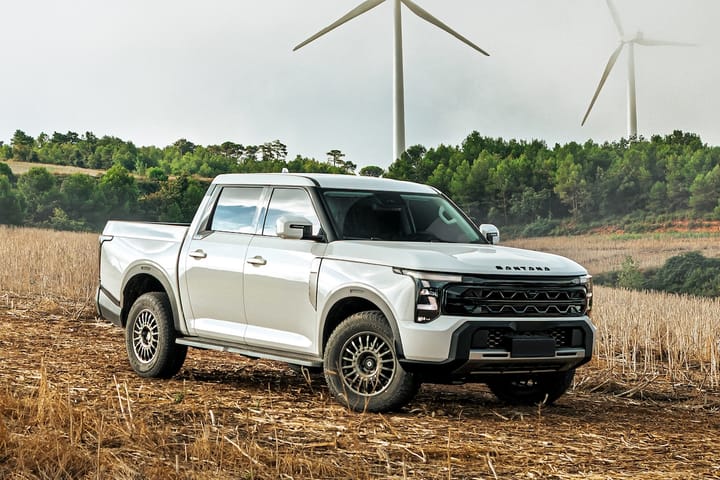 ¿Podrá el pick up PHEV de Santana con el BYD Shark? 437 CV y 840 km apuntan a un baño de realidad