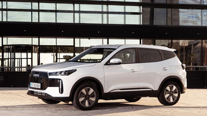 La estrategia que sacude el mercado SUV: un híbrido español con etiqueta ECO y precio de derribo