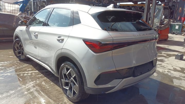 El BYD del desguace que retrata la estrategia que está cambiando el mercado eléctrico en Europa